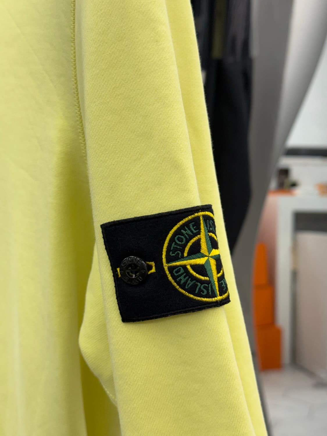 [S] 스톤아일랜드 와펜 맨투맨 상품이미지3