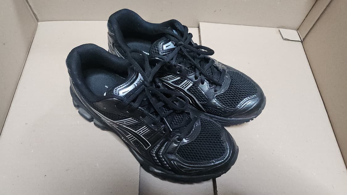 젤카야노 14 블랙 퓨어실버 255 상품이미지1