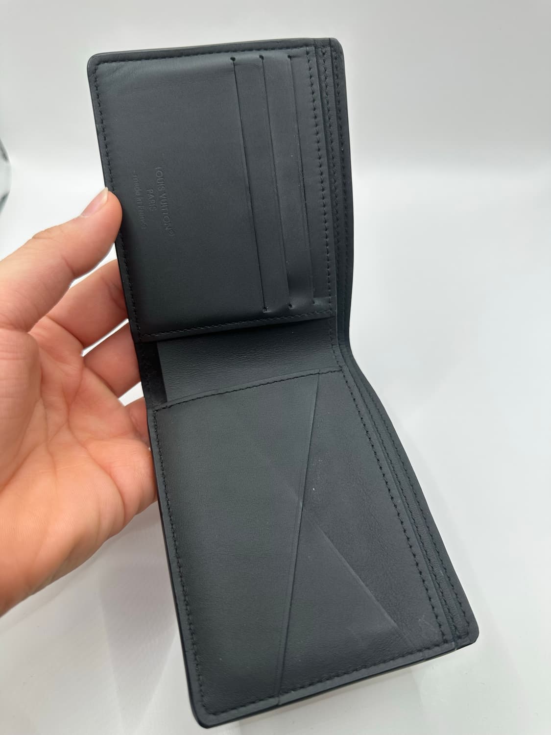 루이비통 쉐도우 반지갑 상품이미지2