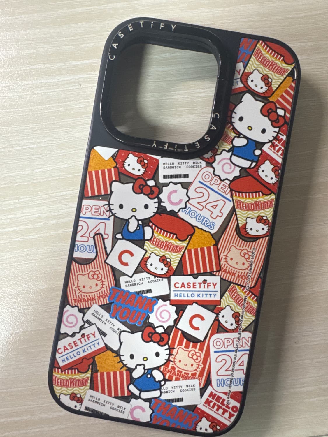 케이스티파이 15프로 헬로키티 상품이미지1