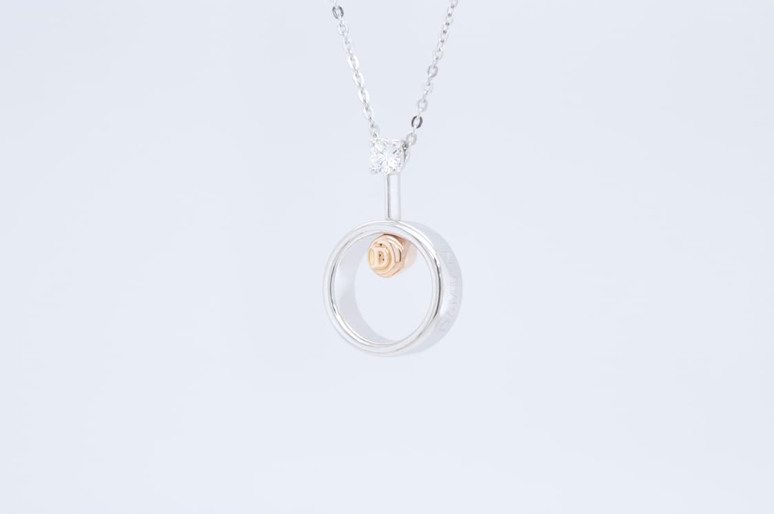 다미아니 서클 D로고 천연 다이아몬드 1P 18K 골드 펜던트 목걸이 상품이미지3