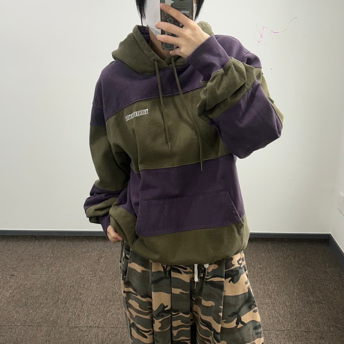 Thisisneverthat 디스이즈네버댓 카키 퍼플 스트라이프 후드티 상품이미지1