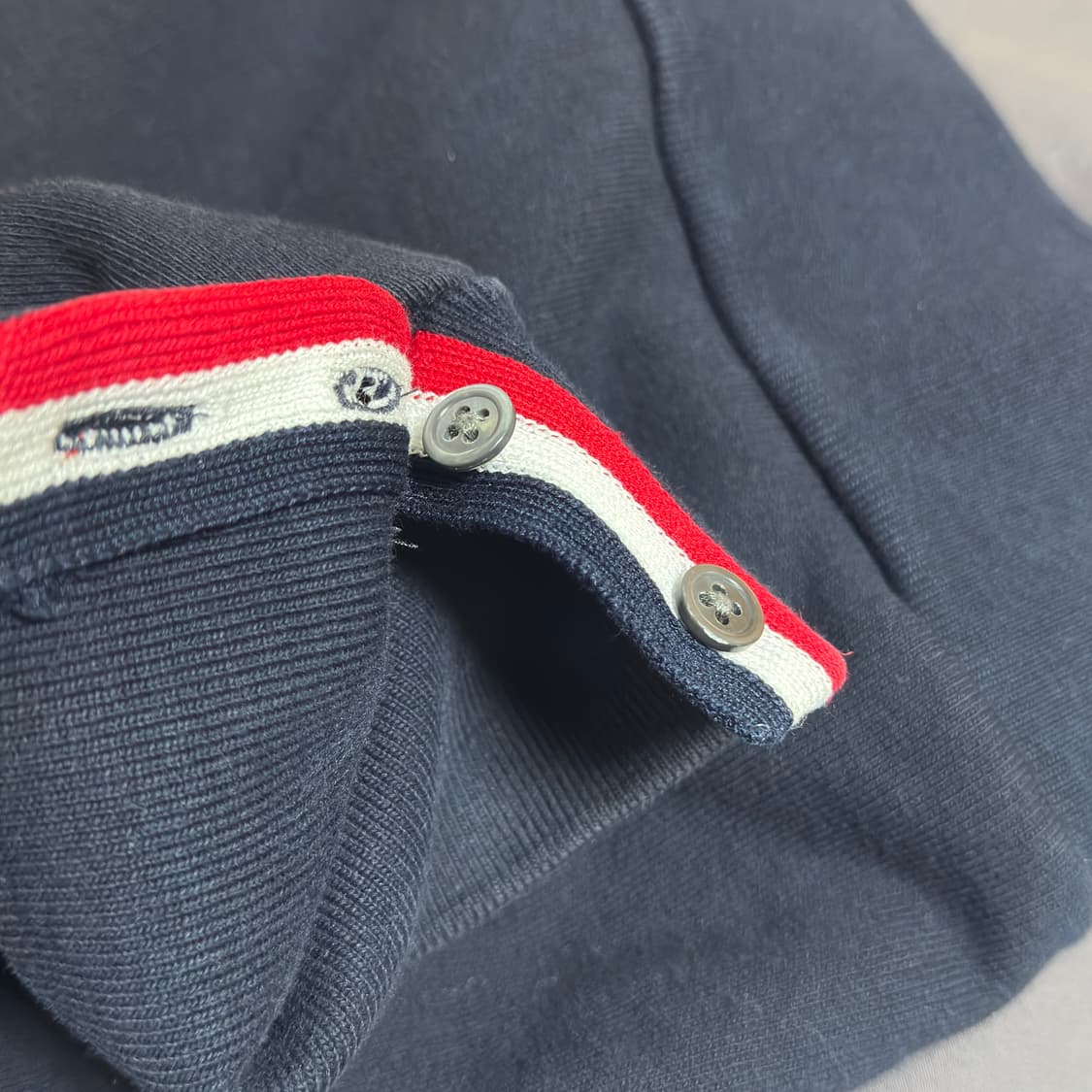 [5사이즈] 톰브라운 백삼선 맨투맨 상품이미지4