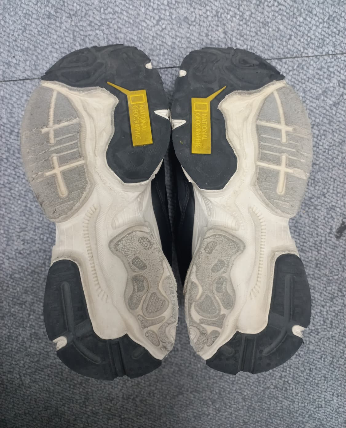 내셔널지오그래픽 블랙 다이얼 운동화 230mm 상품이미지4