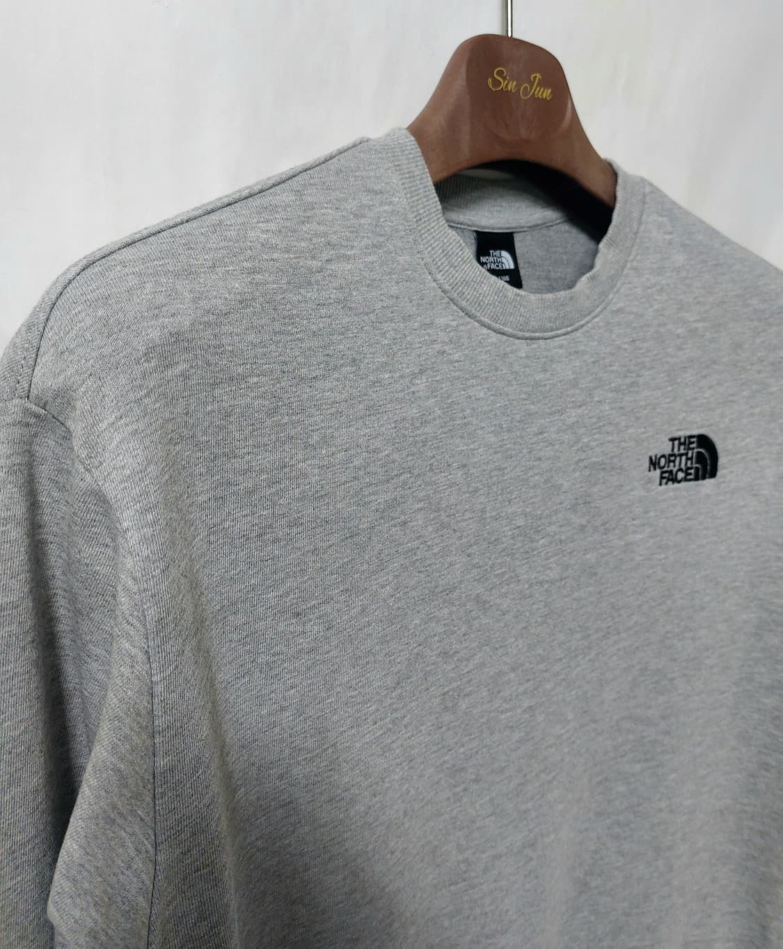 노스페이스 맨투맨 105 상품이미지2