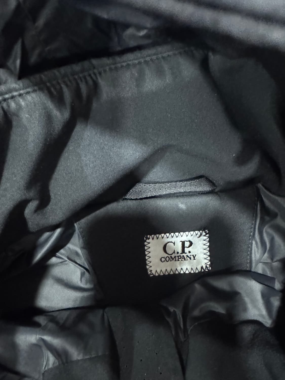 CP컴퍼니 하이브리드 경량자켓 상품이미지3