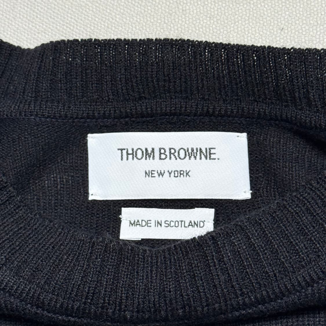 2 톰브라운 스코틀랜드 사선 완장 니트  상품이미지5