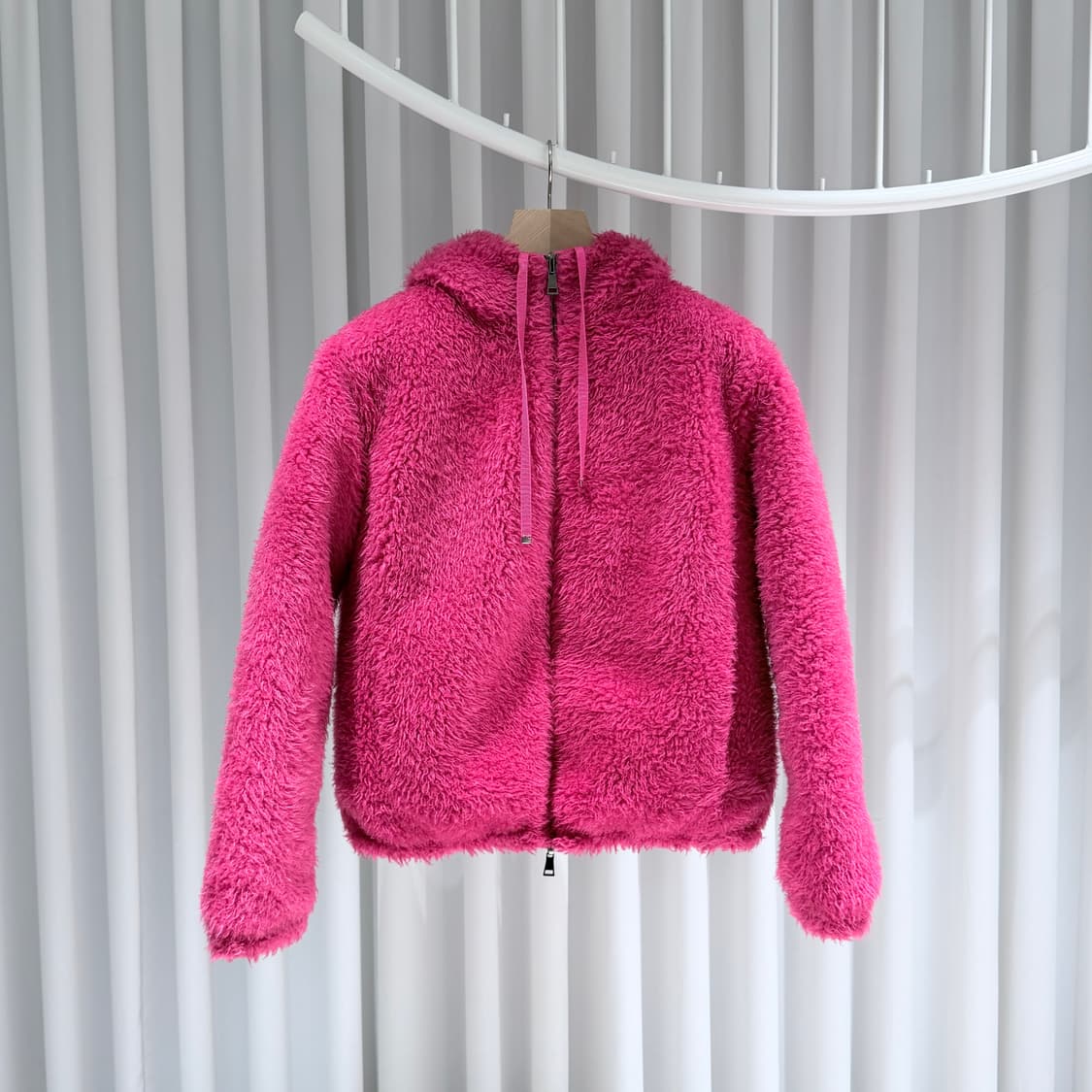 (A+/1) / 몽클레어 코리마 양털 후드 패딩 자켓 리버시블 핑크 상품이미지1