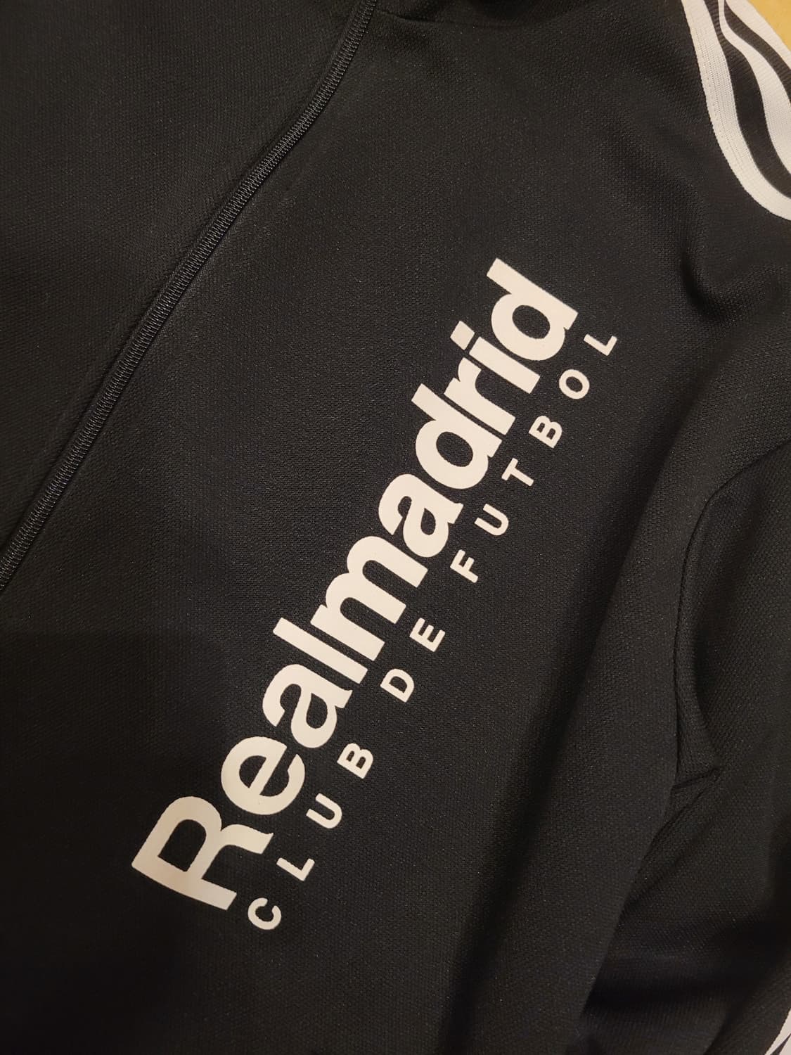 아디다스 레알마드리드 트랙탑 져지 유니폼 자켓 검흰 떠그클럽 오아시스 상품이미지2