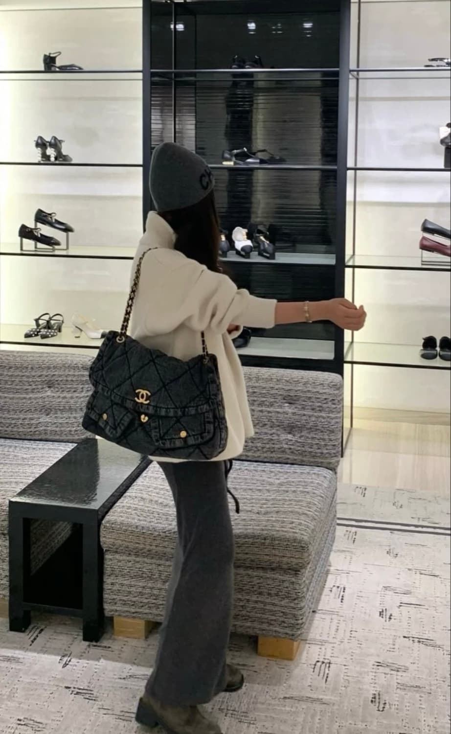 샤넬25데님맥시 플랩백 흑청 상품이미지1