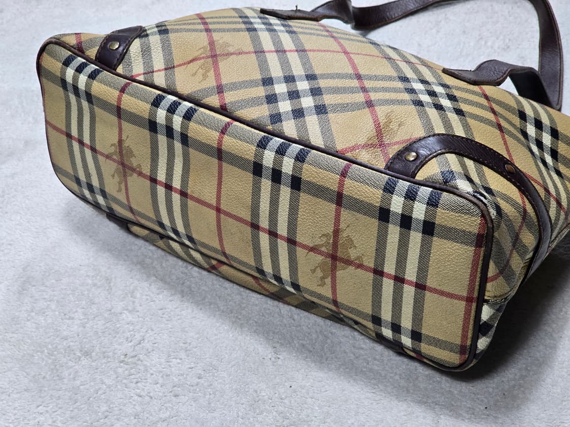 Burberry 버버리 노바체크 클래식 토트백 상품이미지4