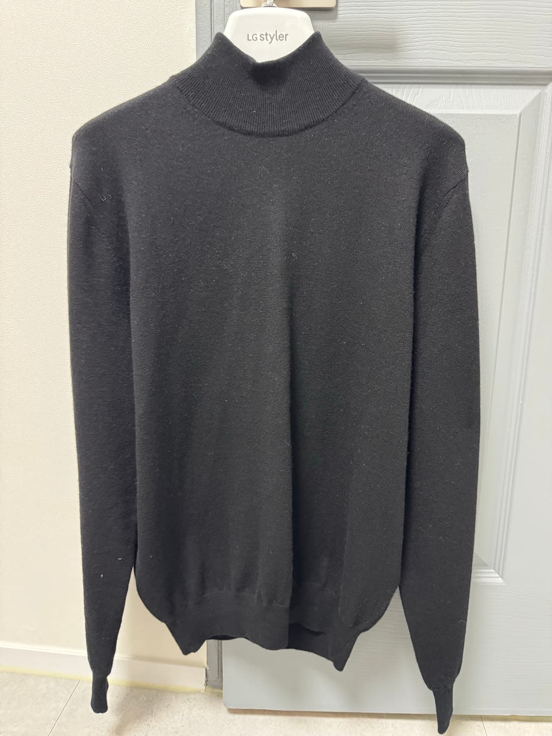 일괄판매 베르노 verno 블랙 베이지 모크넥 니트 매너그램 폴로니트 상품이미지5