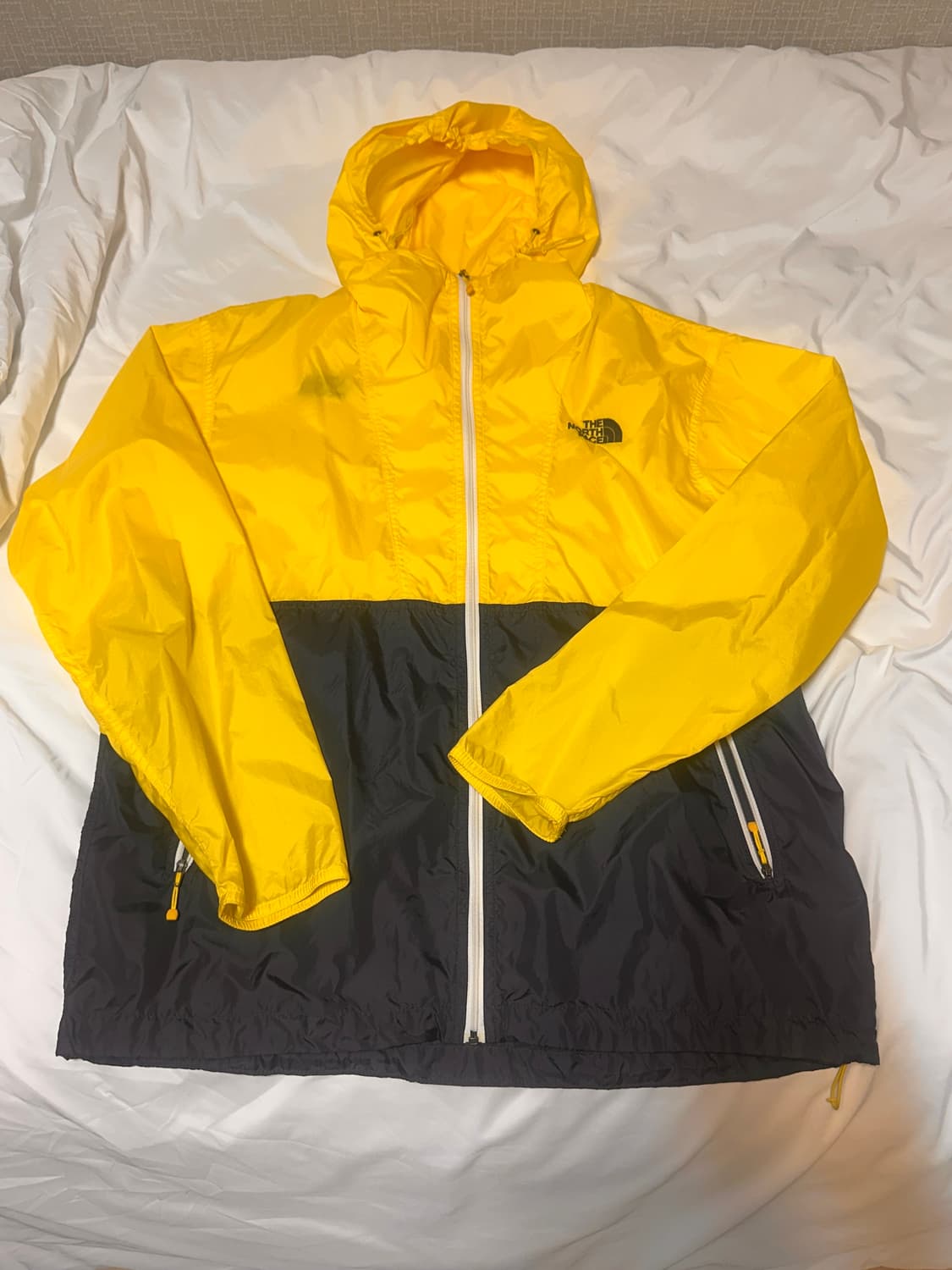 노스페이스 바람막이 상품이미지1