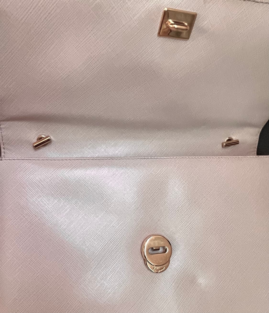 SALVATORE FERRAGAMO Chain Crossbody Bag 상품이미지9