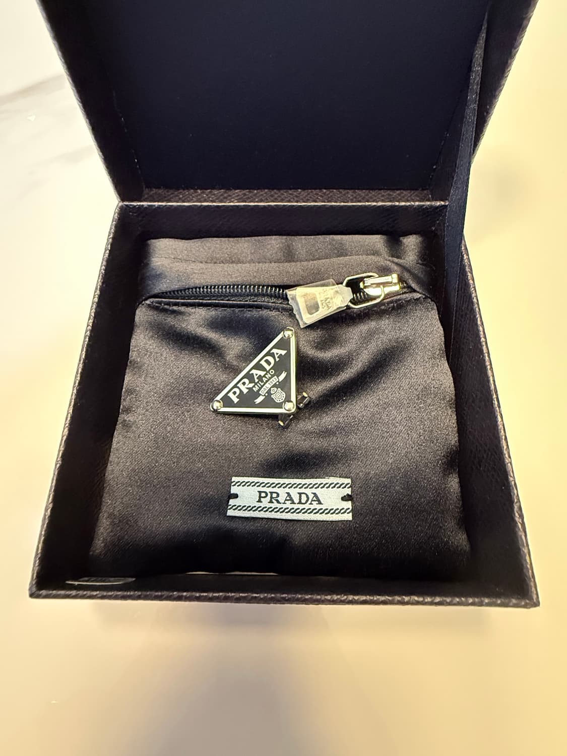 (새상품)프라다 이어링 상품이미지1
