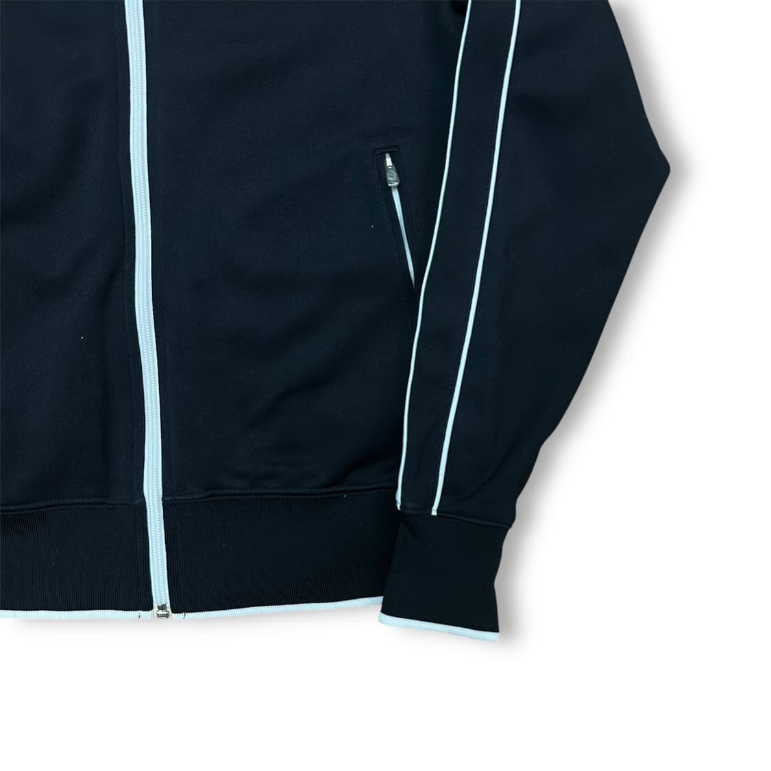 나이키 검흰 트랙탑 상품이미지4