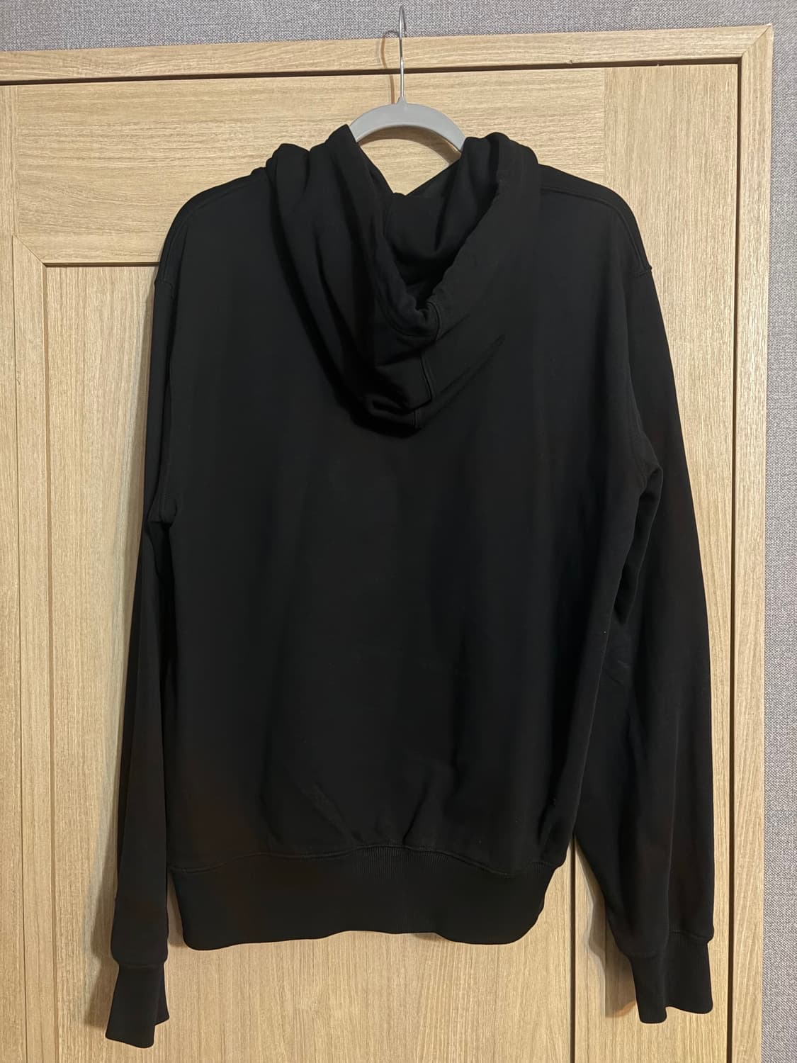 헬무트랭 로고 후드티 상품이미지3