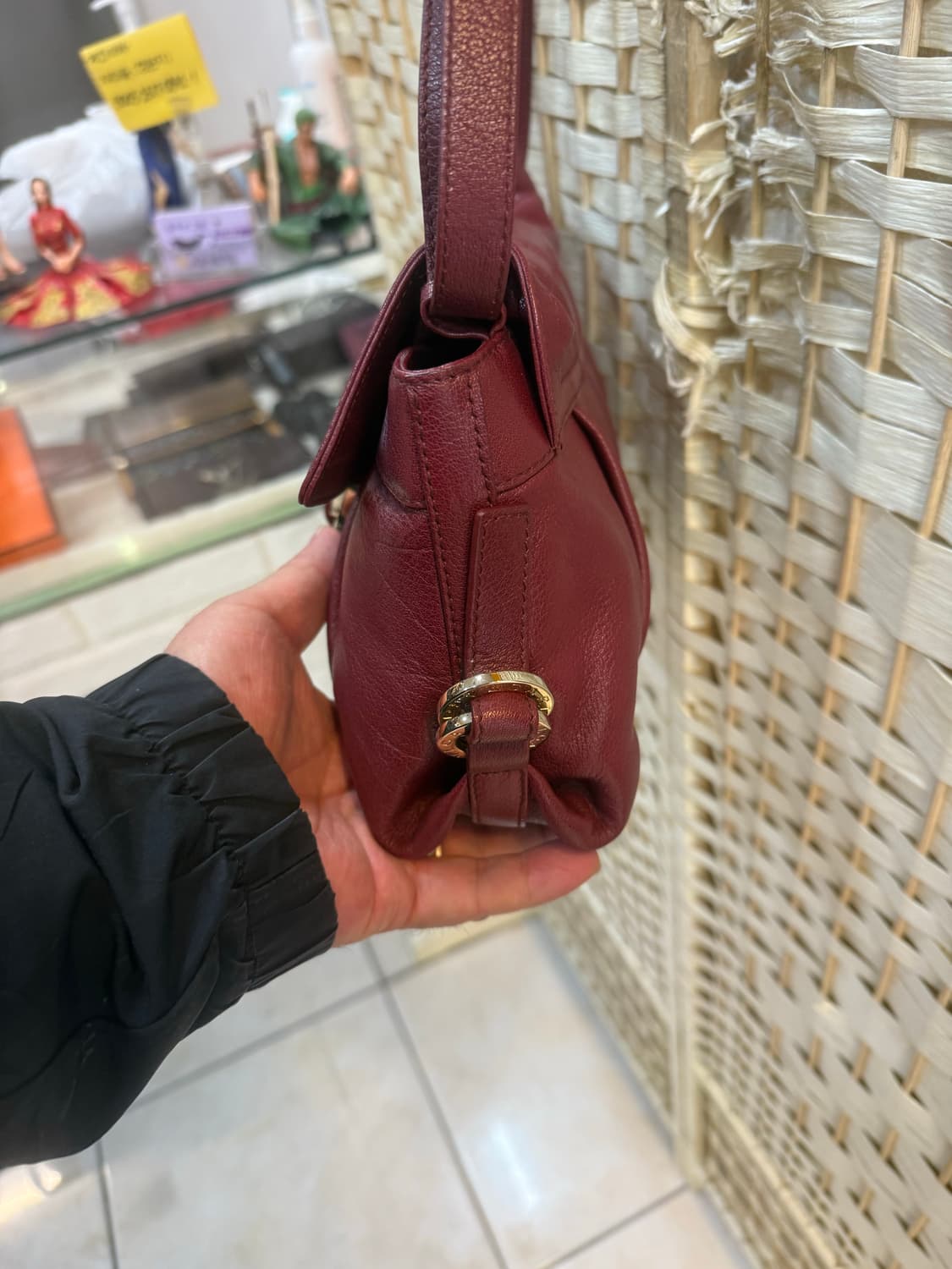 정품 불가리 찬드라 숄더백 팝니다 상품이미지3