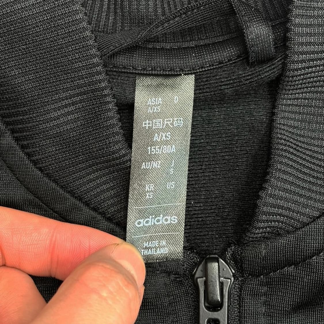 ADIDAS 에센셜 3-스트라이프 트랙자켓 XS 상품이미지4