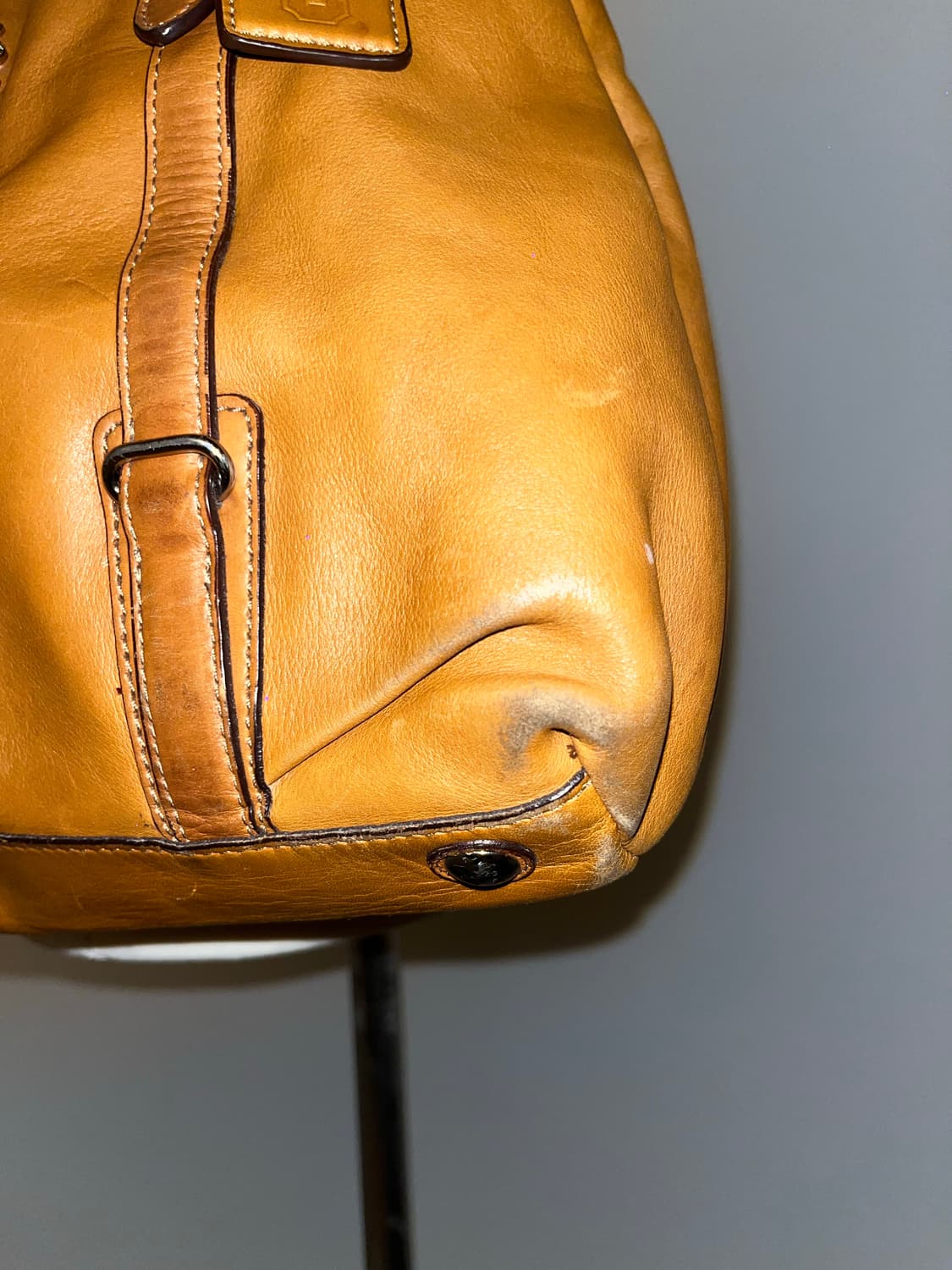 🎉BLACK FRIDAY🎉 Coach beige bag 상품이미지4