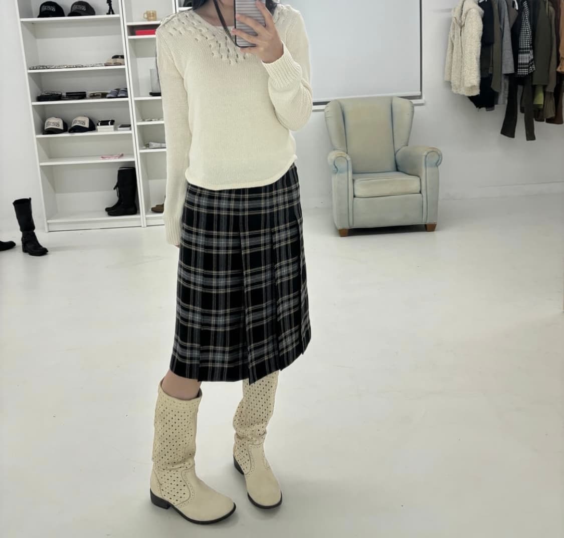 꾸레쥬 체크 미디 스커트  상품이미지4