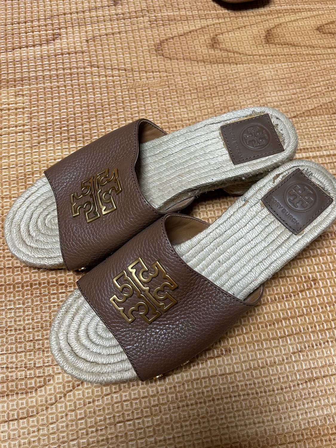 토리버치 에스파듀 레더 슬리퍼 상품이미지1