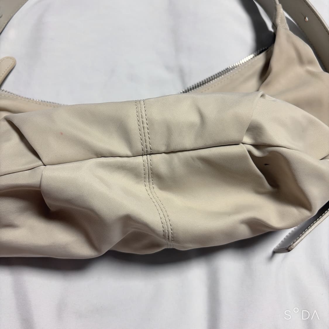 낫띵리튼 호보백 미니솔트 상품이미지3