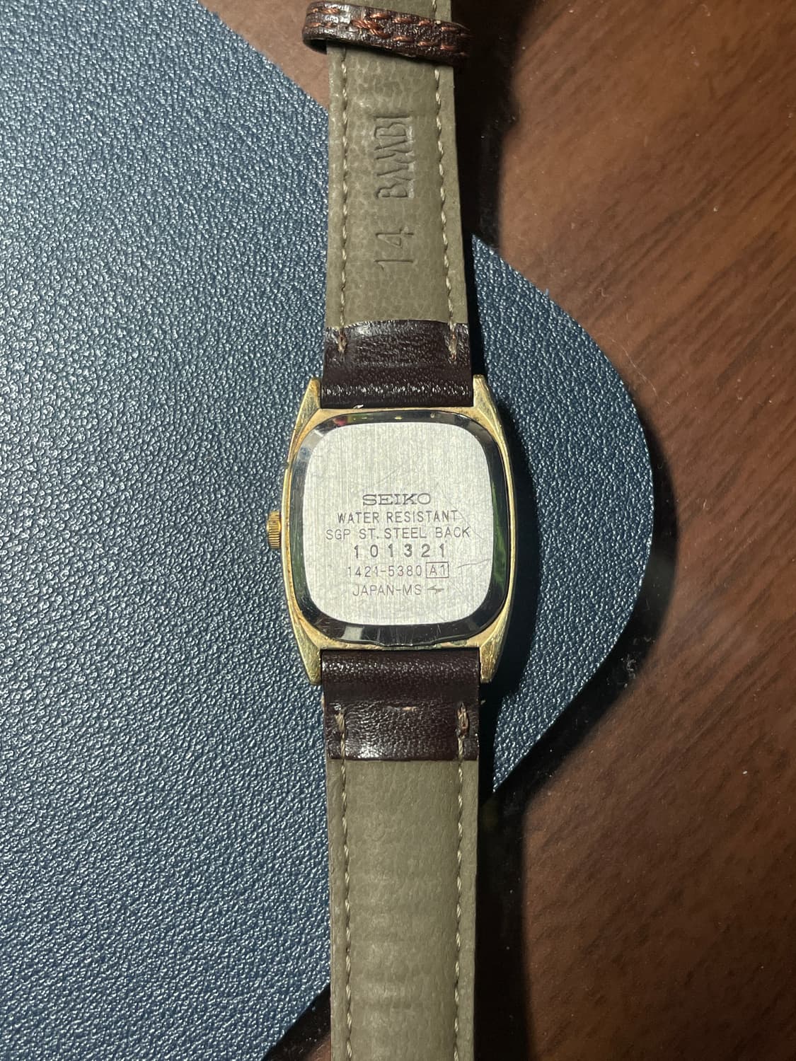 빈티지 세이코 쿼츠 레더 시계 상품이미지7