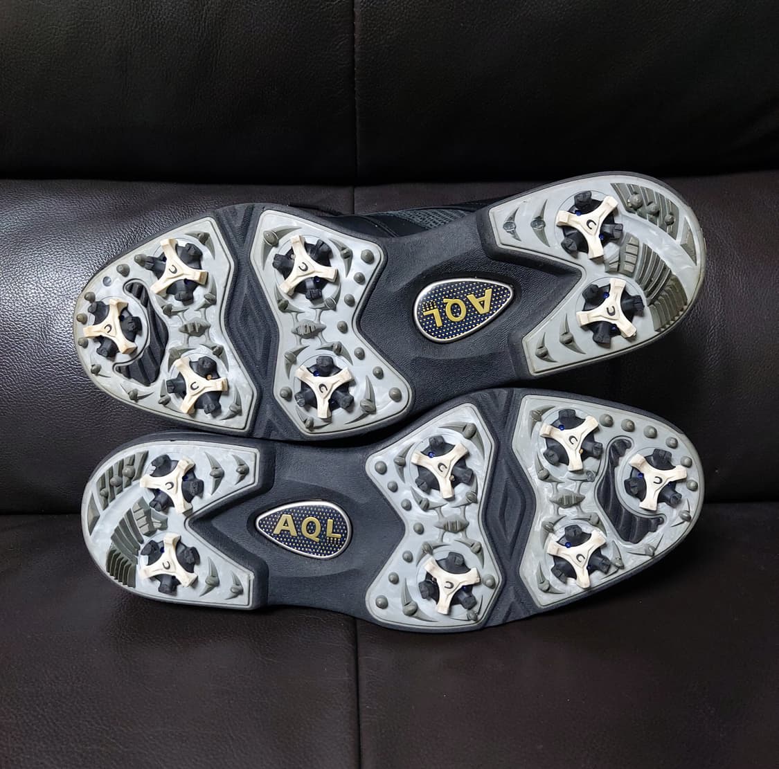 풋조이 AQL시리즈 클레식 남성 골프화 (250mm)

 상품이미지8