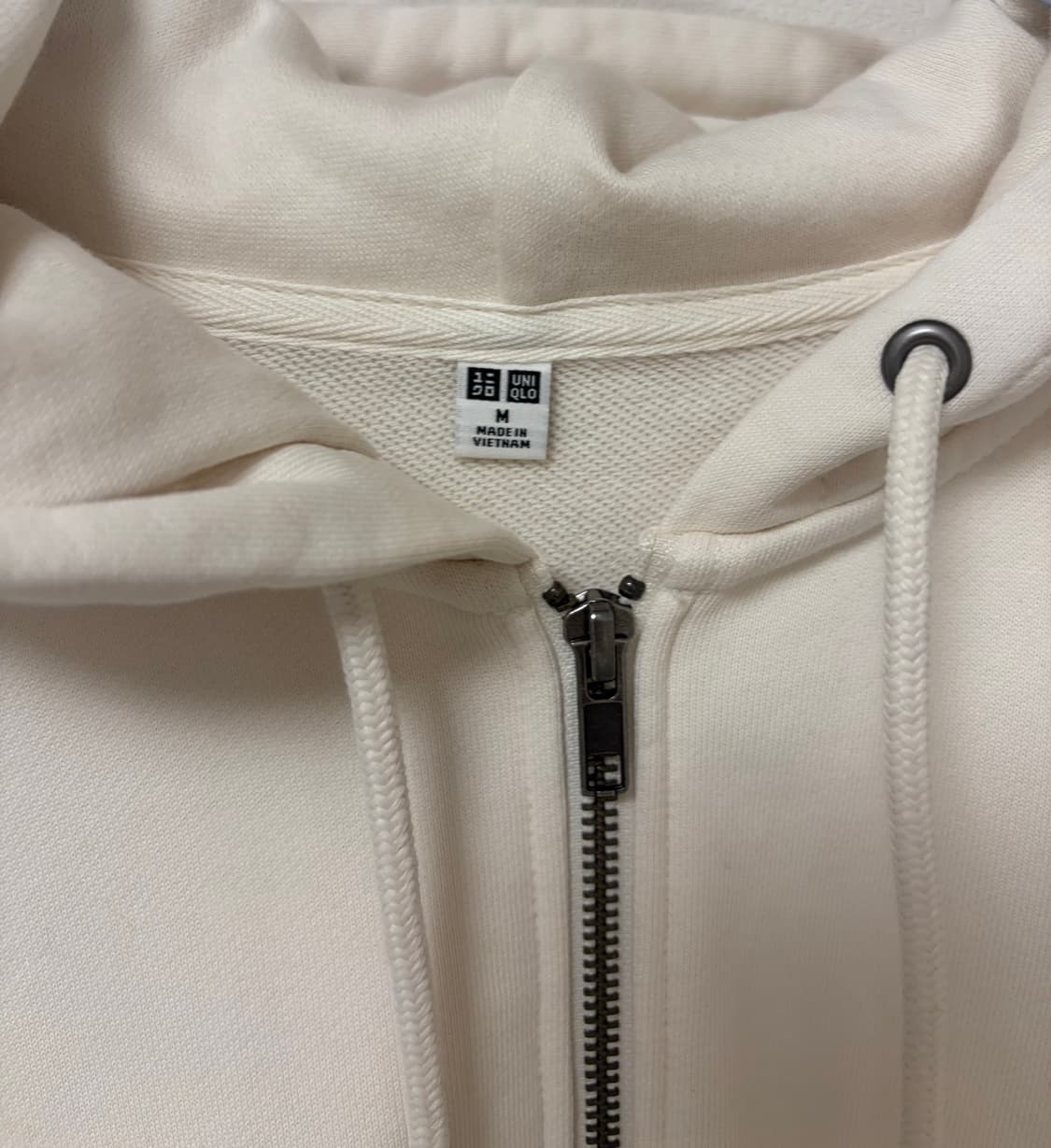 유니클로 아이보리 후드집업 스웨트풀집파카 상품이미지3