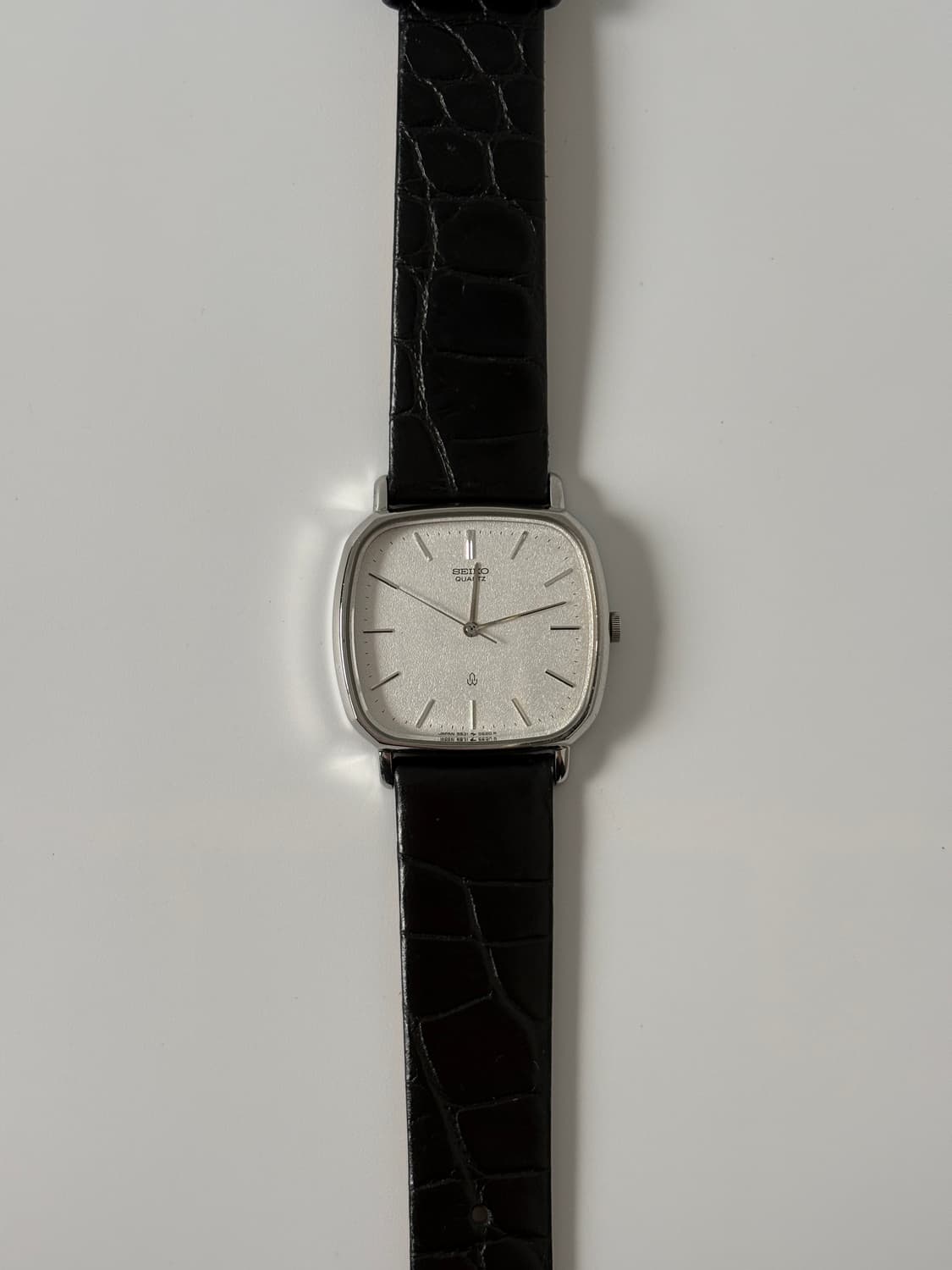 1980년대 Chariot 텍스처 다이얼 실버 스퀘어 쿼츠 남성 상품이미지4