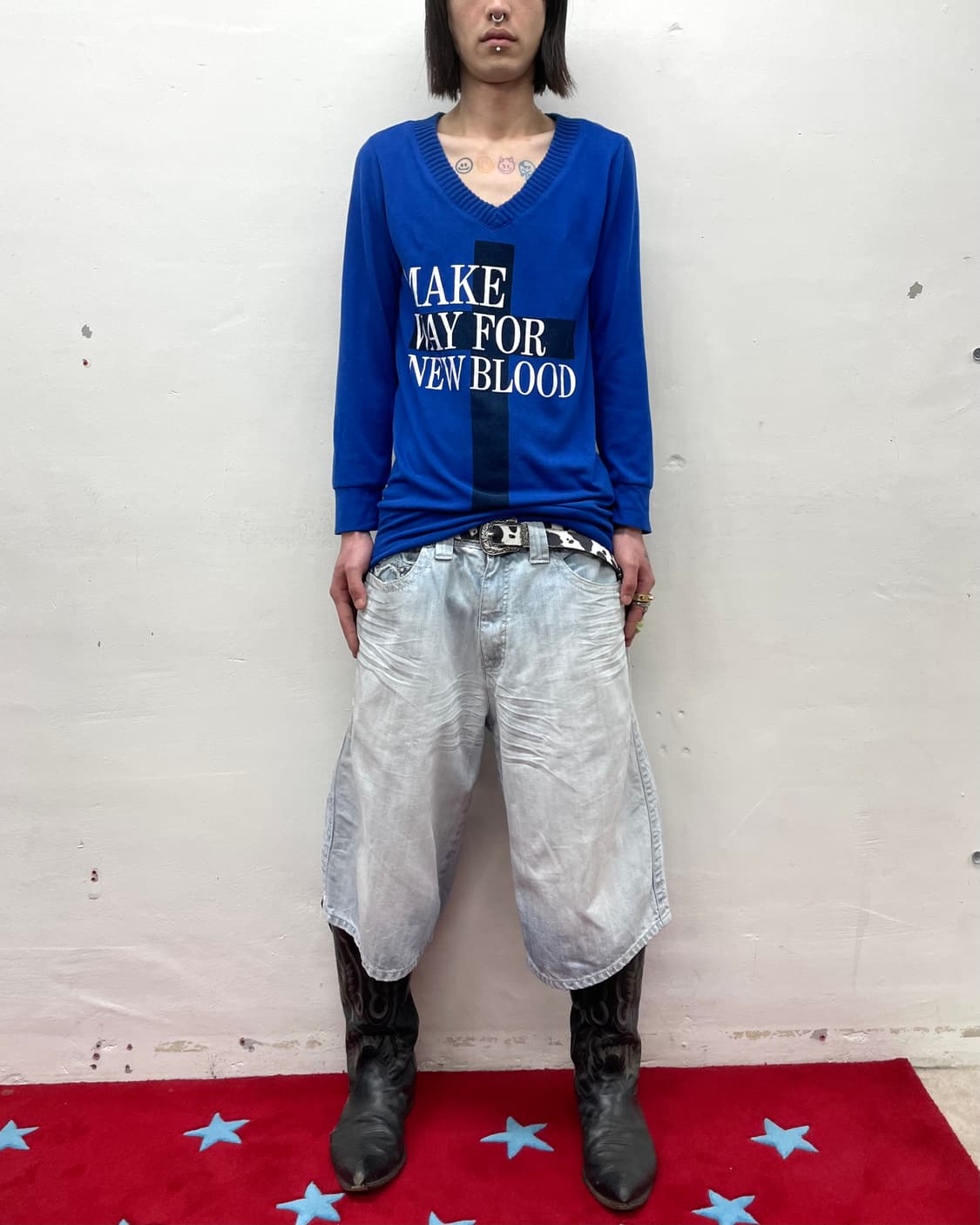 cross-blue V-neck knitwear  상품이미지2