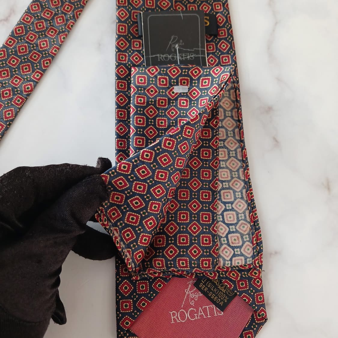 로가디스 실크 네이비 기하 패턴 넥타이 9.2cm 새상품 A19463
 상품이미지8