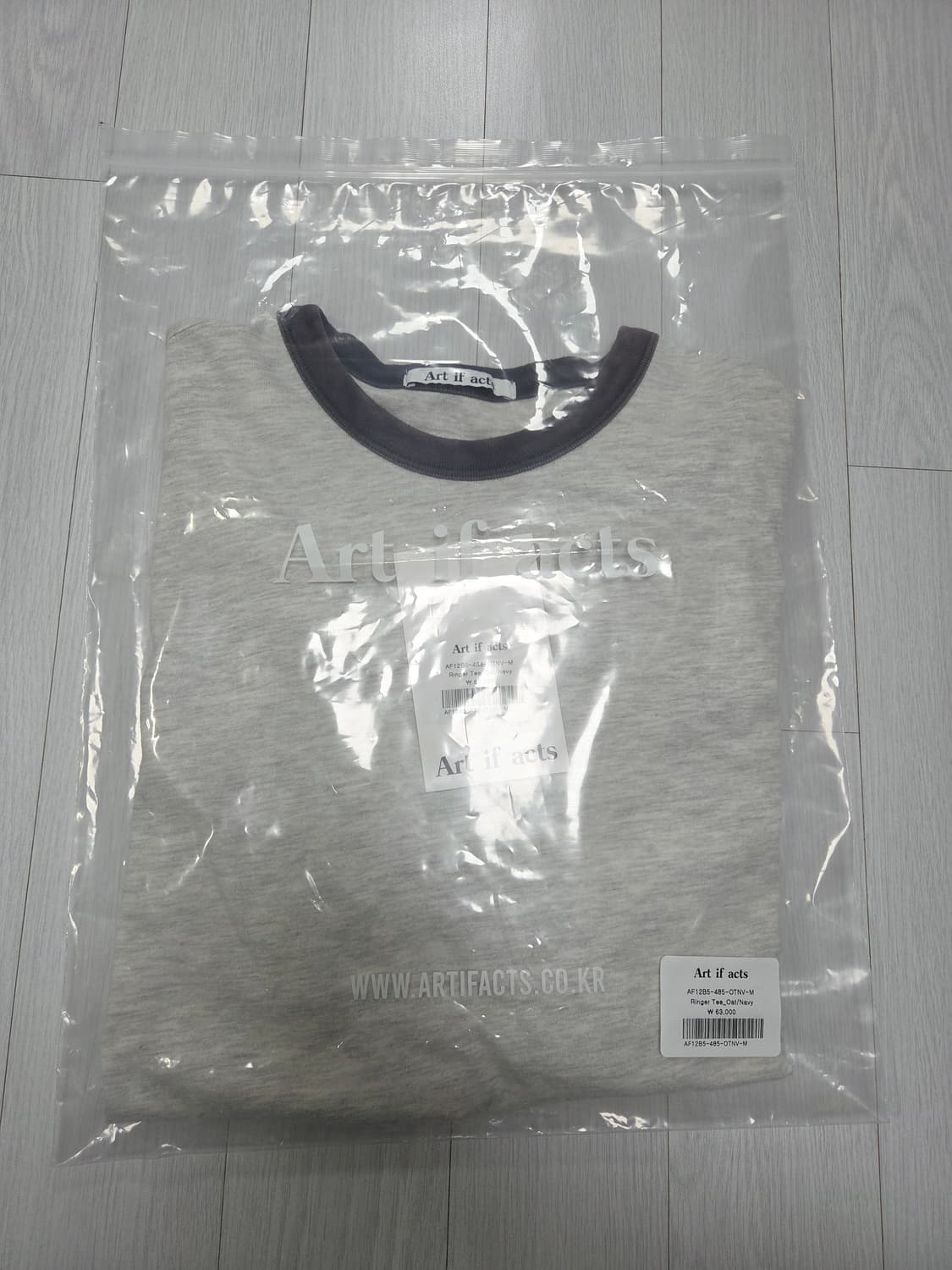 아트 이프 액츠 링거 티셔츠 오트밀 네이비 상품이미지4