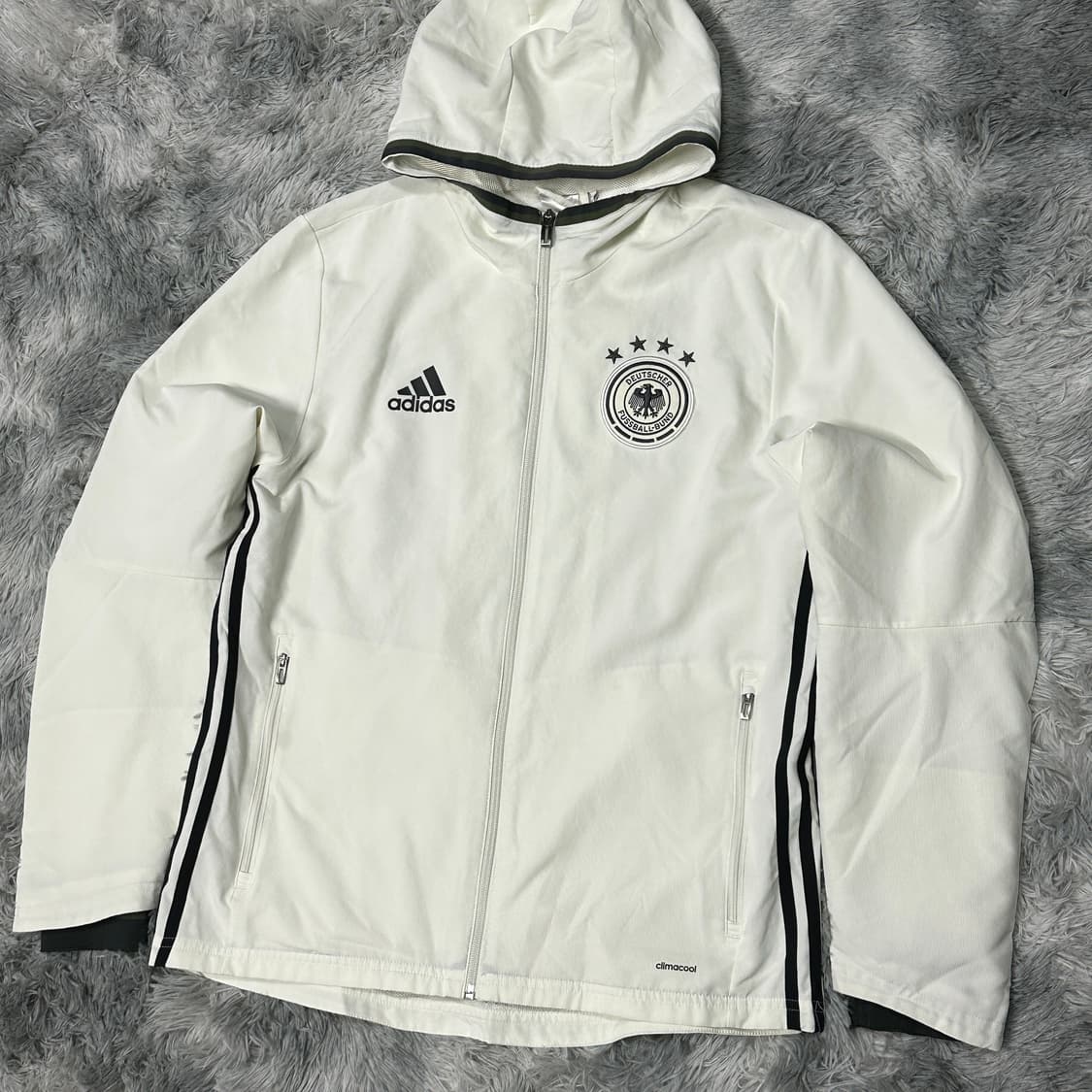 아디다스 독일 화이트 바람막이 자켓 XL 상품이미지1
