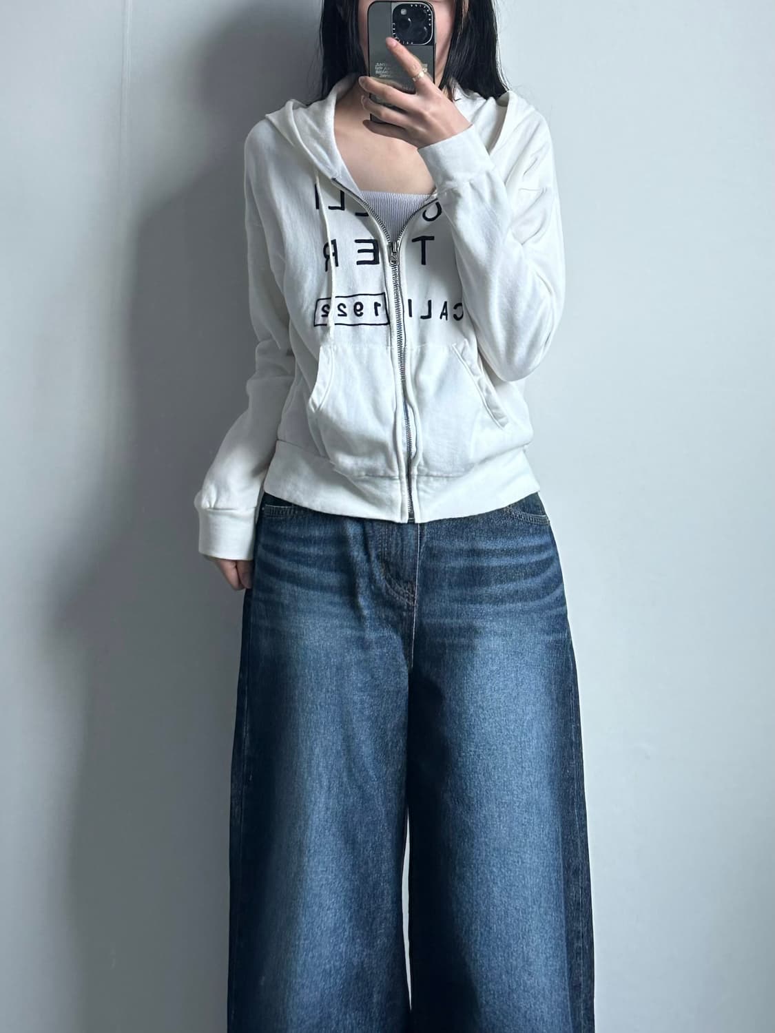 홀리스터 y2k 와투케 화이트 후드집업 상품이미지1