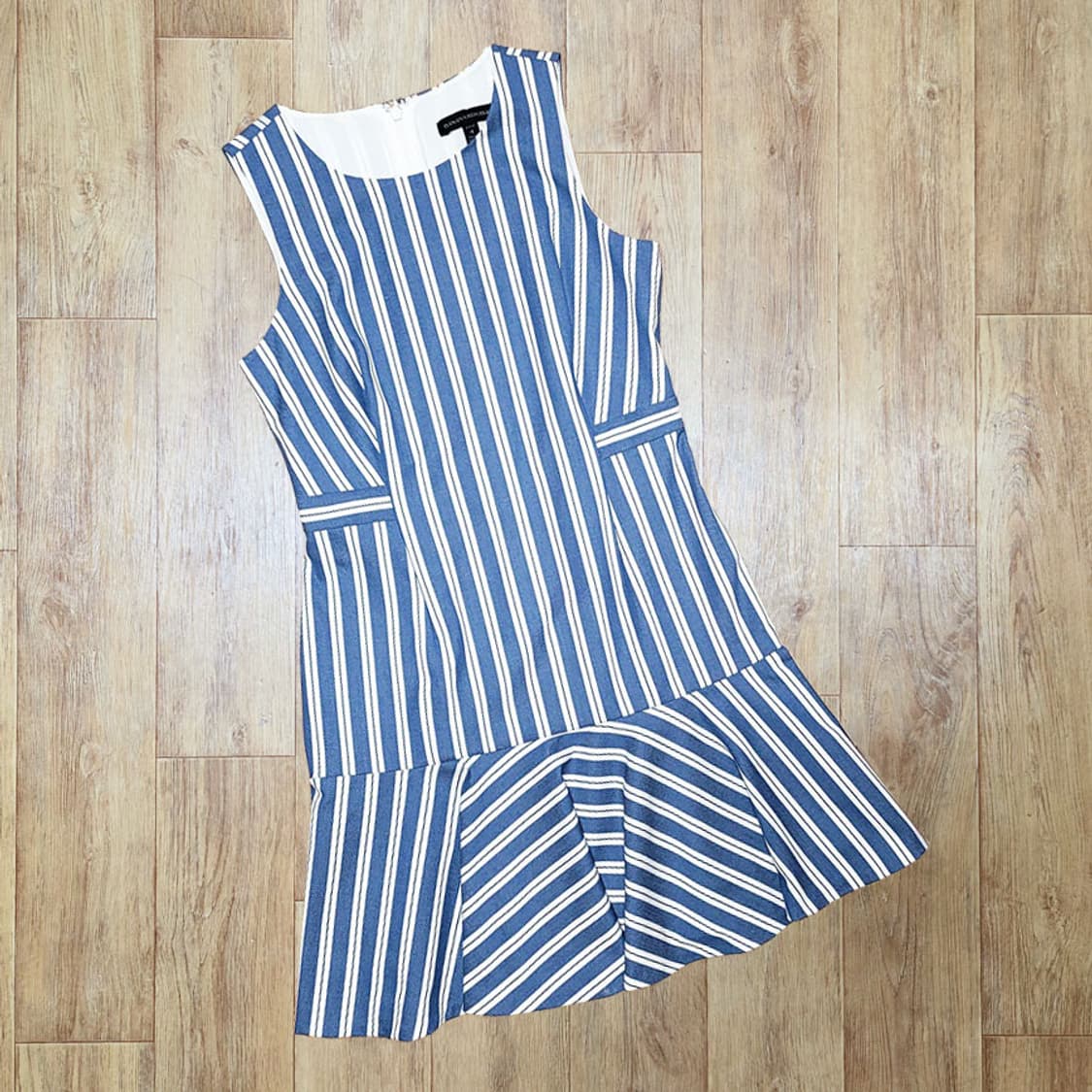 바나나리퍼블릭 스트라이프 페플럼원피스 55 새상품 상품이미지3