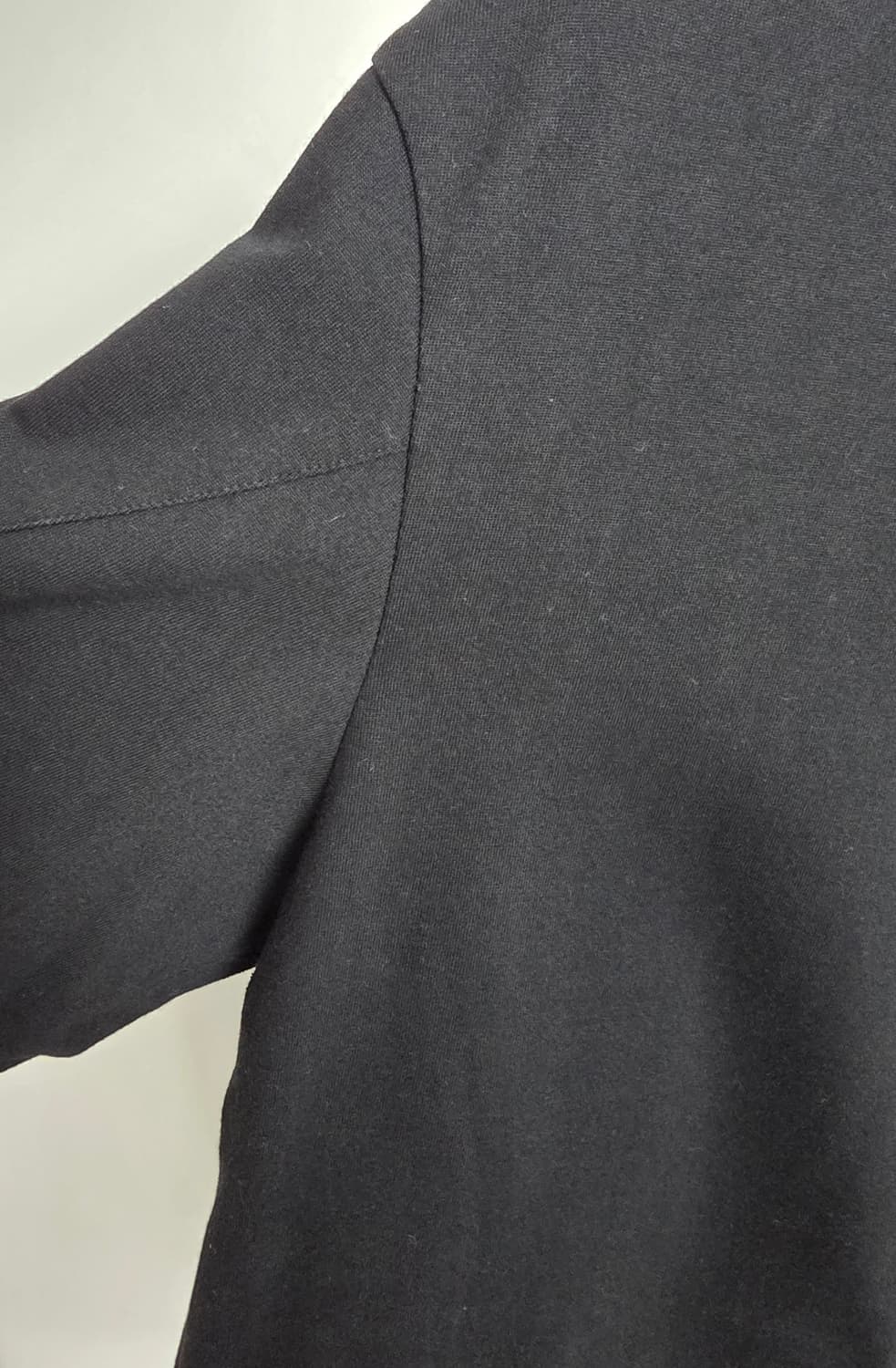 시스템옴므 삼각가죽패치 반팔 티셔츠(95)
 상품이미지4