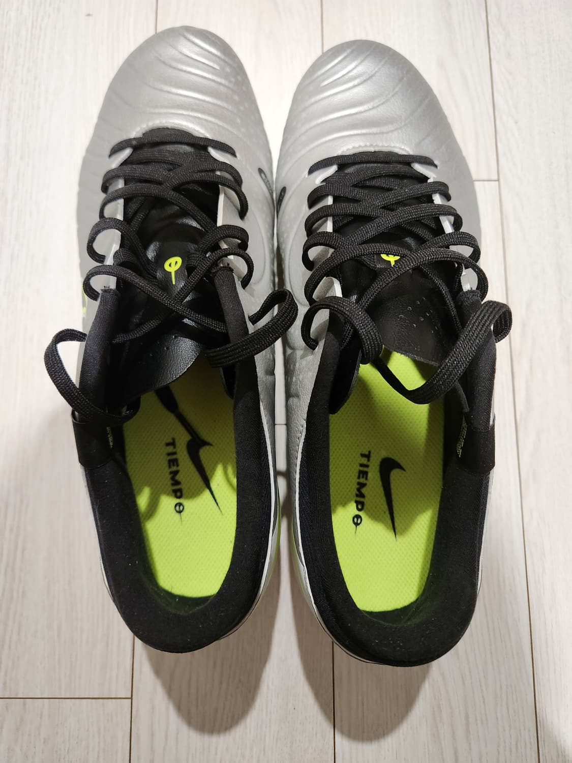 (새상품)나이키 티엠포 레전드10 아카데미 FG MG 축구화 사이즈270 상품이미지2