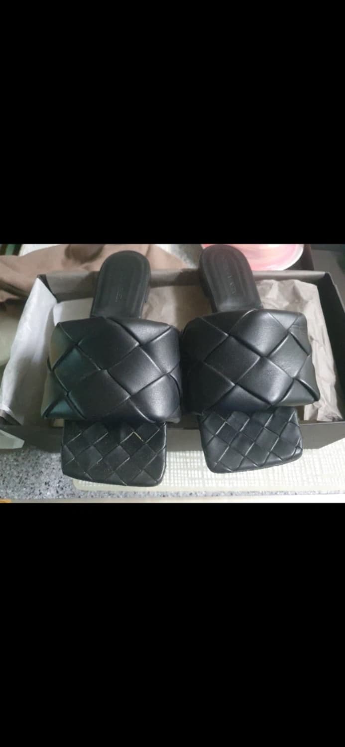 보테가 베네타 리도 샌들 37.5W 상품이미지1