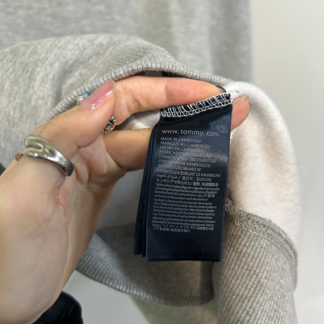 타미힐피거 남성 기모 맨투맨 M 상품이미지4