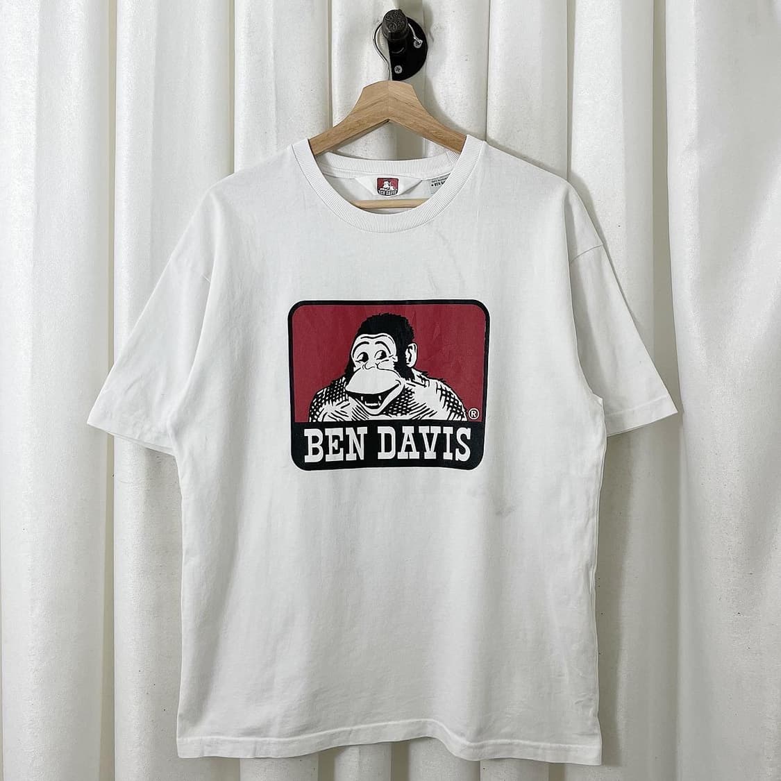 벤데이비스 화이트 빅프린팅 하프 티셔츠 상품이미지1