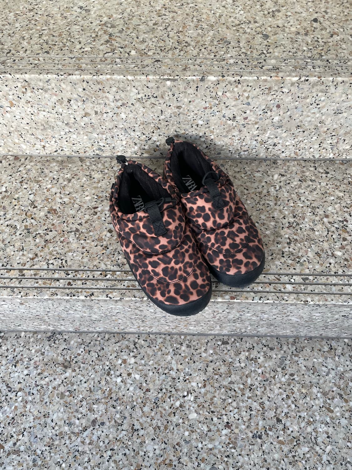 zara padded shoes 상품이미지1