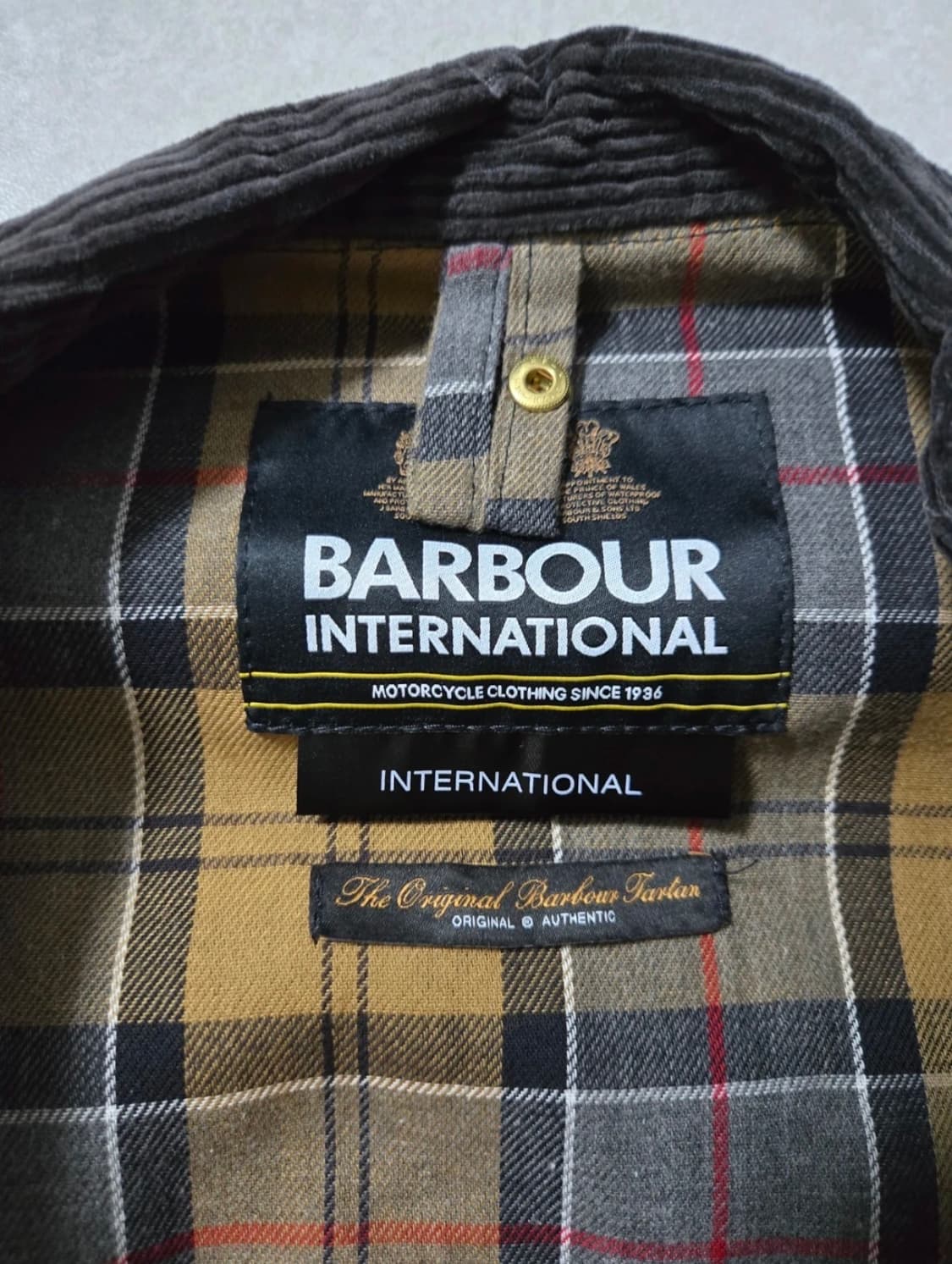 바버 인터내셔널 블랙 왁스 자켓 상품이미지2