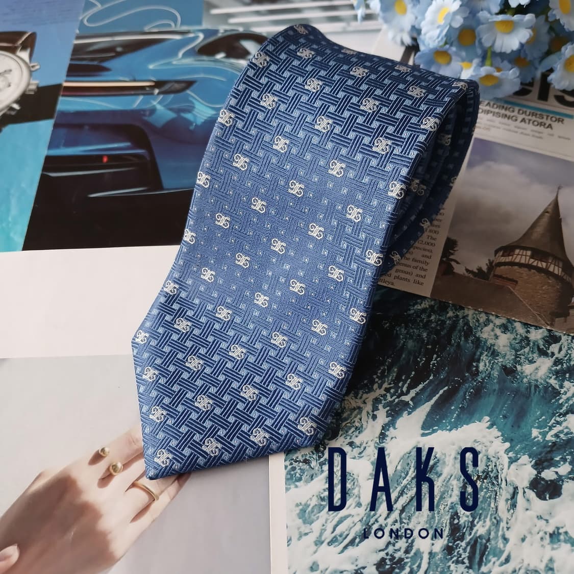 닥스 실크 블루 로고 자수 패턴 넥타이 8.3cm A+등급 A19882
 상품이미지1