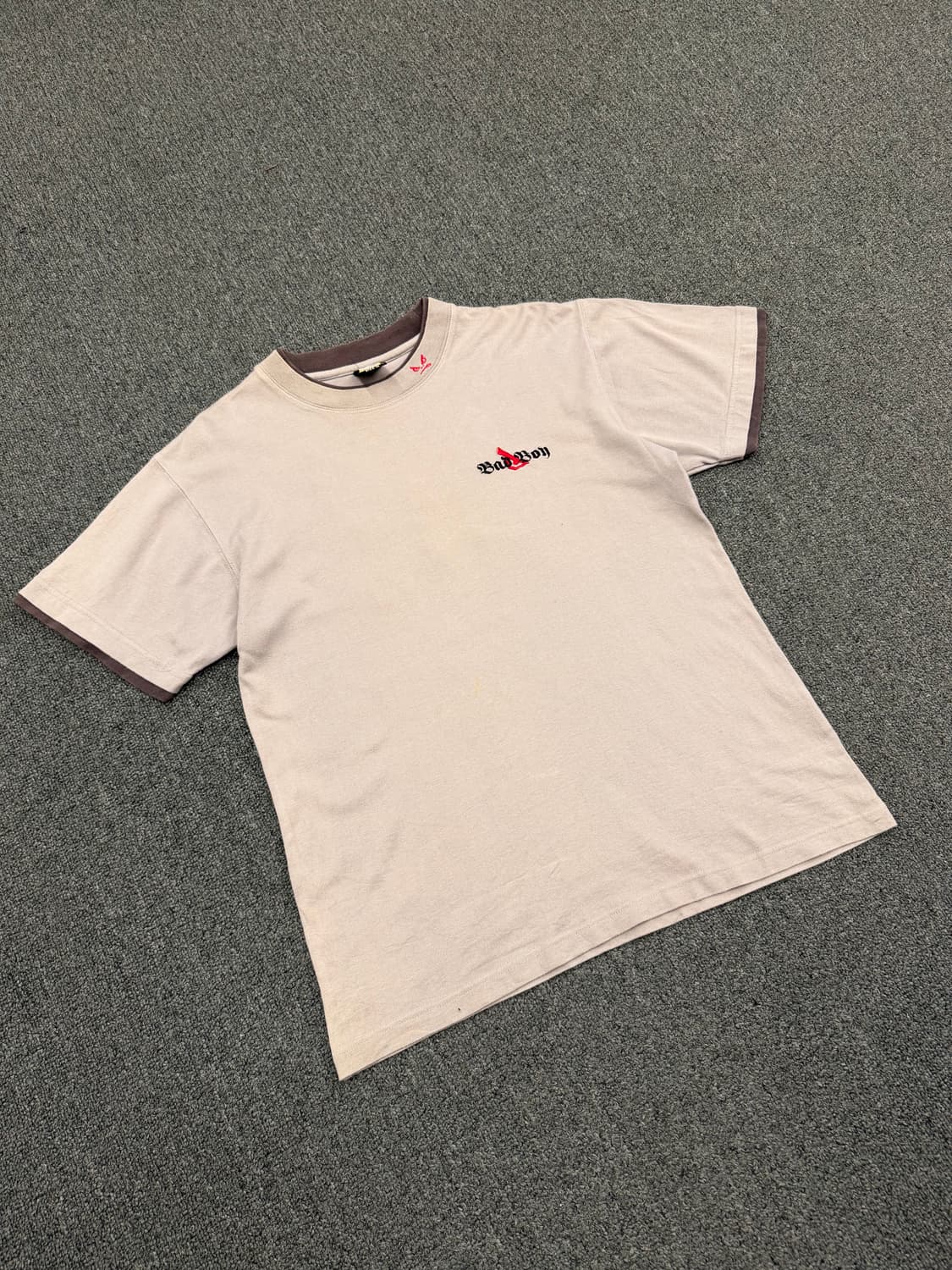 M) 배드보이 빈티지 로고 자수 반팔 티셔츠 상품이미지1