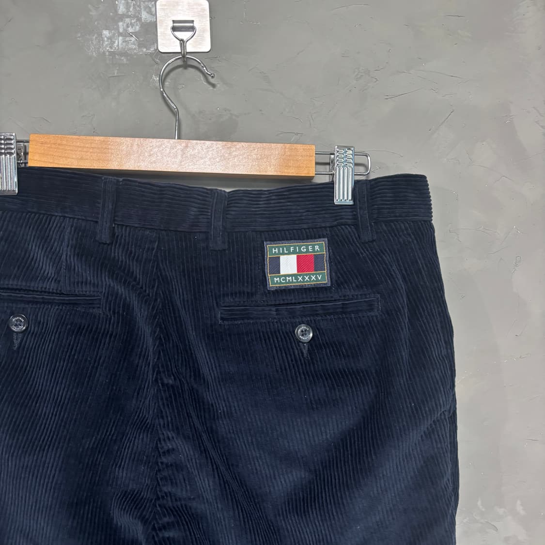 타미힐피거 코듀로이 팬츠 네이비 스트레이트핏 상품이미지2