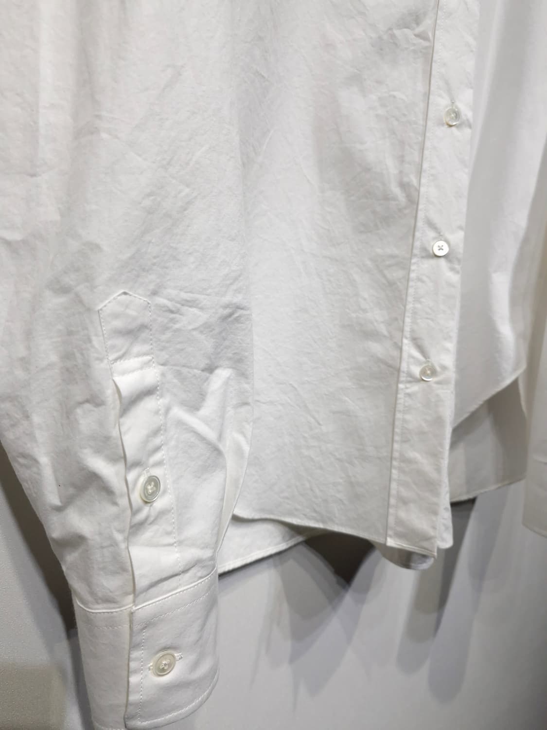 YOUR NAME HERE 유어네임히얼 화이트 셔츠 상품이미지5