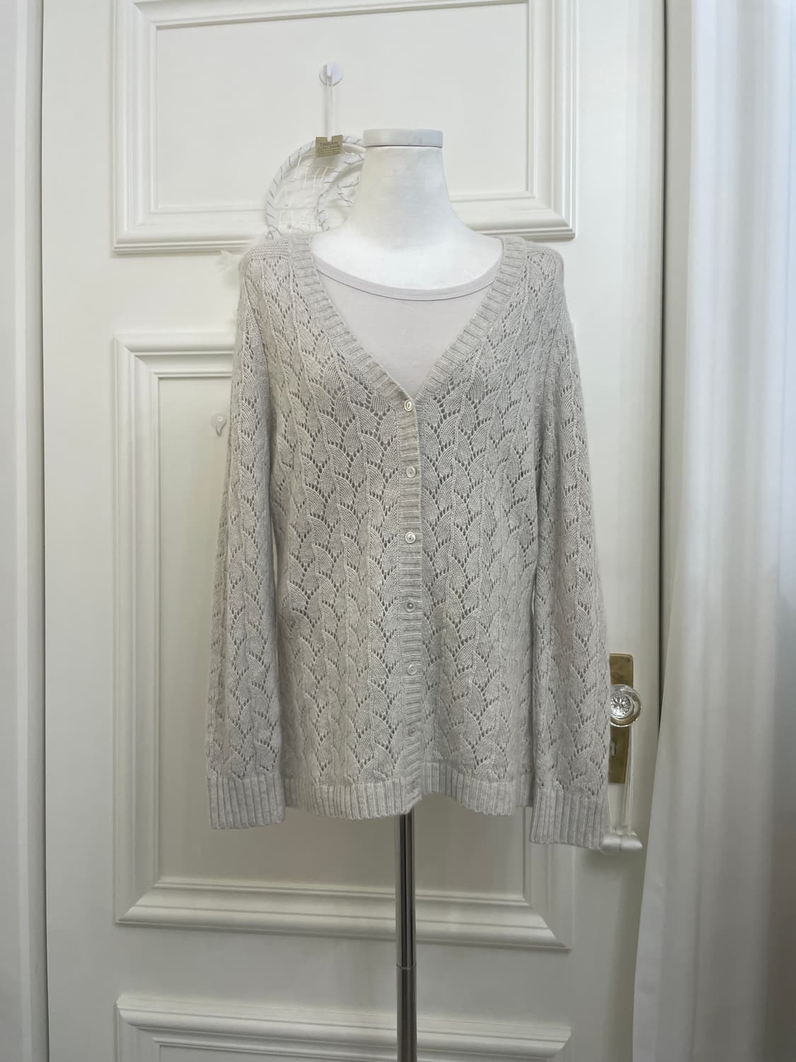 gray oatmeal crochet LAMBS WOOL cardiagn 상품이미지1