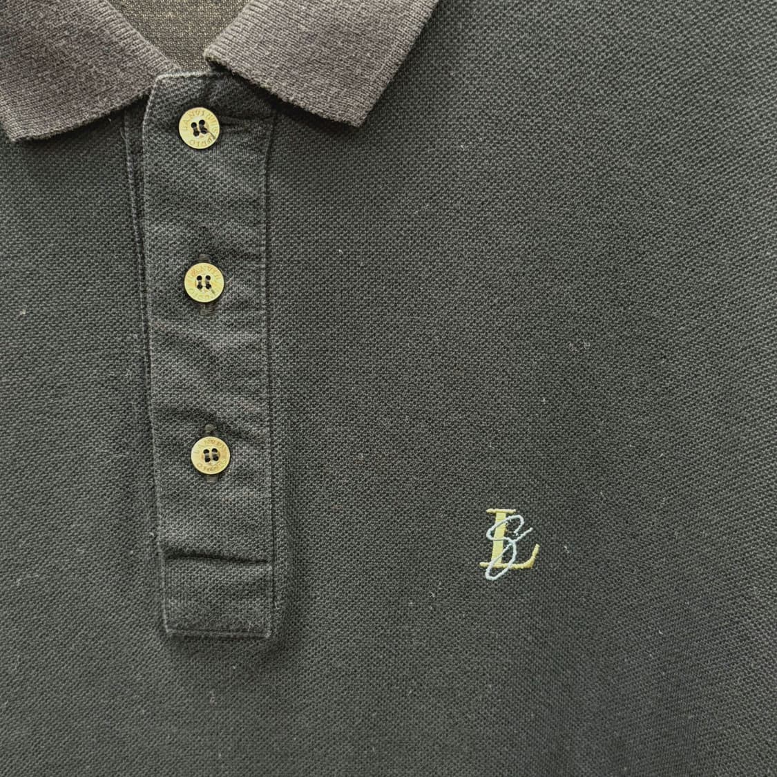 랑방 긴팔 카라 티셔츠 로고자수 3버튼 포인트 디테일 레귤러핏 블랙 상품이미지6